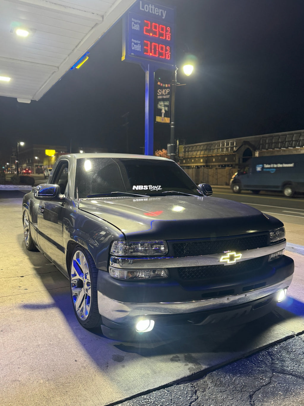 FRONT WINDSHIELD BANNER